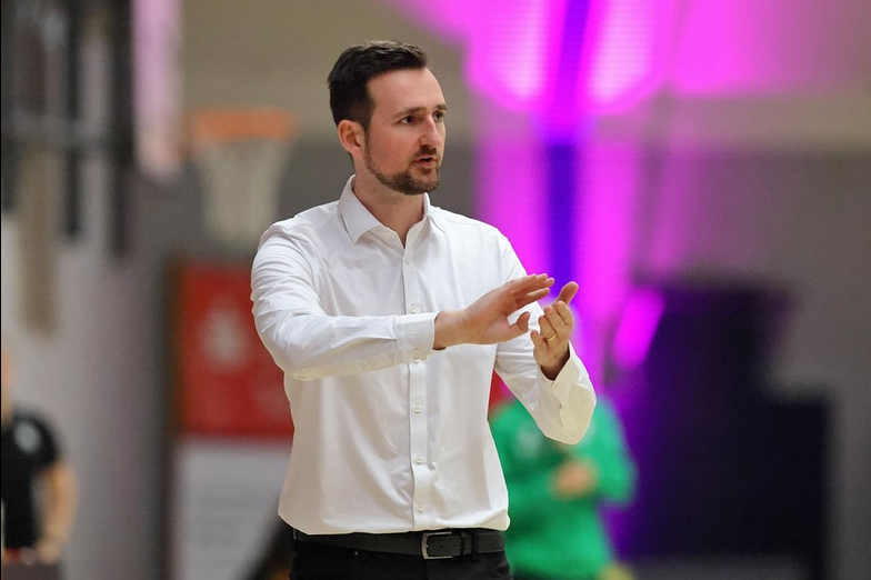 Rouven-Behnke Assistant Coach in das Trainerteam der U18-Mädchen-Nationalmannschaft des DBB